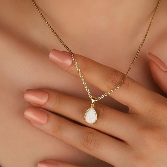 Norvo | 18K Naturlig Opal Dråpe Vedheng Halskjede - Eloise