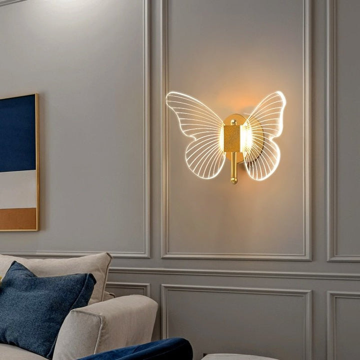Skanto | Vegglampe LED med sommerfugleffekt i subtil stil