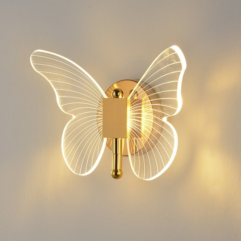 Skanto | Vegglampe LED med sommerfugleffekt i subtil stil