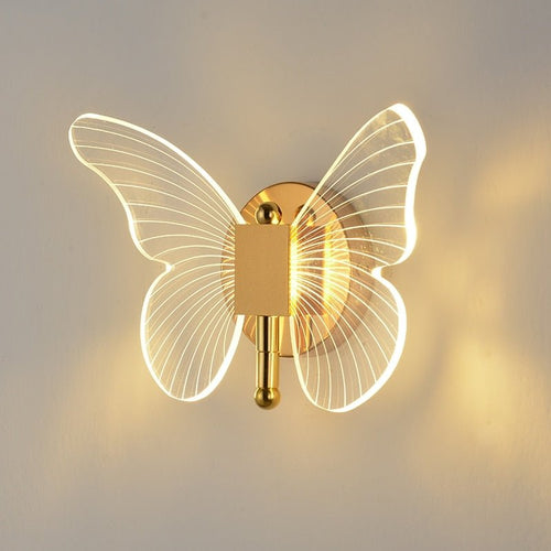 Skanto | Vegglampe LED med sommerfugleffekt i subtil stil