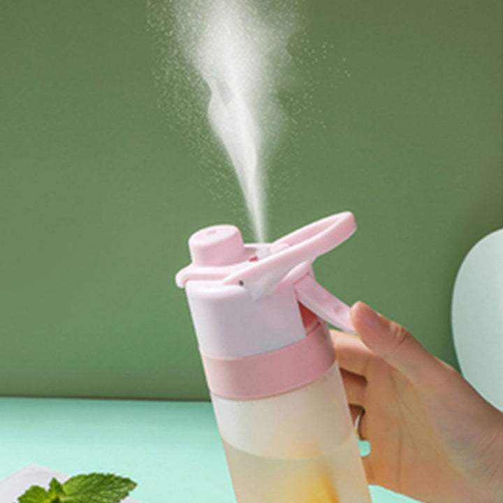 Stor kapasitet sprayvannflaske. | Skanto