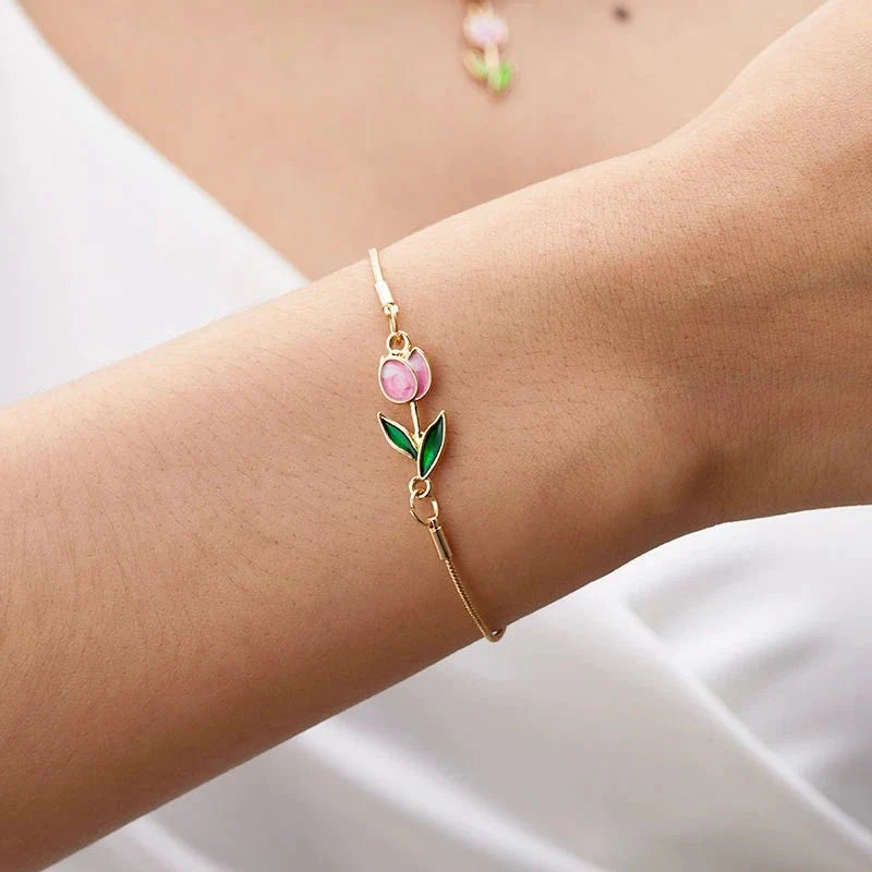 Skanto | Feminine Floral Tulip Armbånd og Halskjede Sett