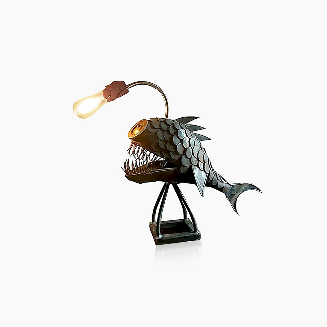 Skanto | Retroanglerfisk Bordlampe