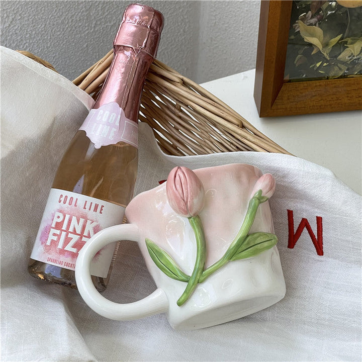Kunstnerisk 3D blomst keramisk krus – Fangende tulipan- og rose-design | Skanto