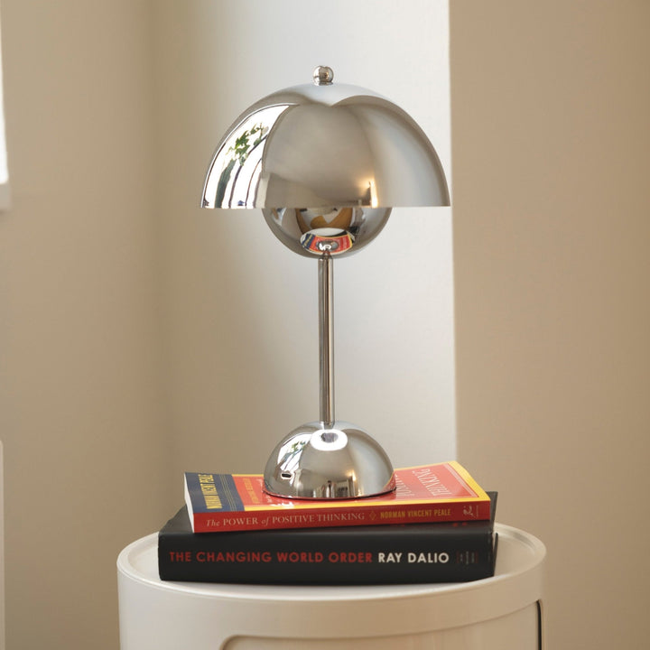 Skanto LED Bærbar Bordlampe