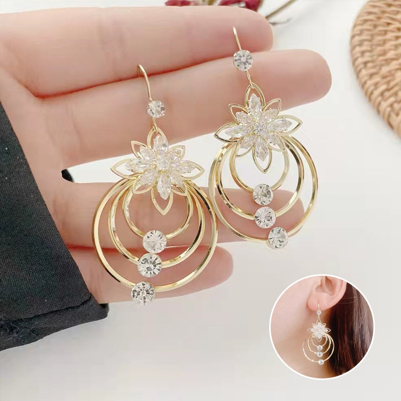 Crystal Lotus Tre Ringer Øredobber Skanto