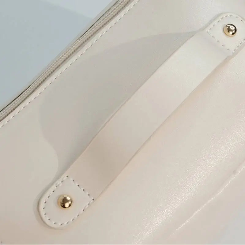 GlamourBox - Elegant kosmetikkemballasje med stort volum