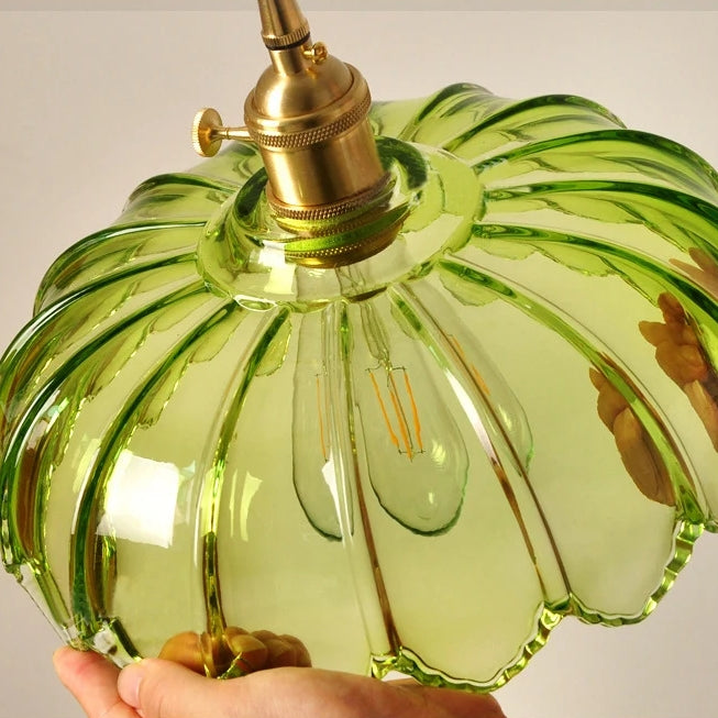 Skanto | Glass lampe som glitrer med detaljer!