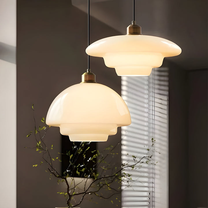 AuraBeam Light – Minimalist elfenbensfarget LED pendellampe laget av glass | Skanto
