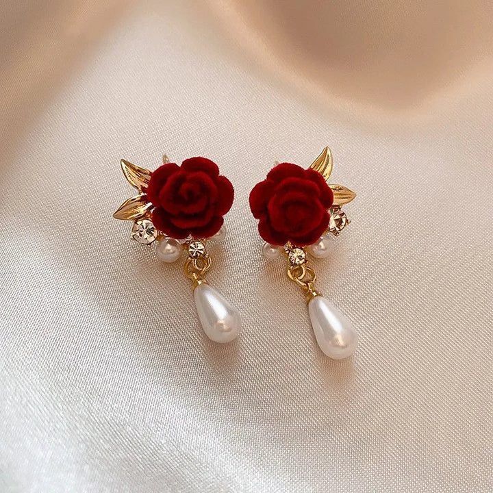 Skanto | Gullakkent Rose Diamond Perle Øredobber