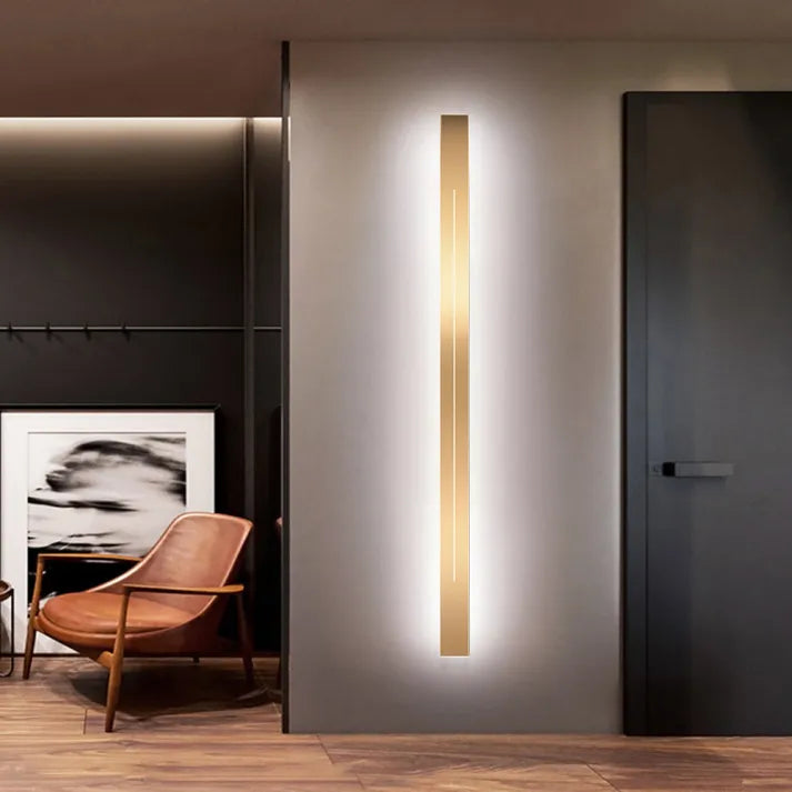 Skanto | LED Vegglampe | Modern Vertikal Sort Innendørs Sconce