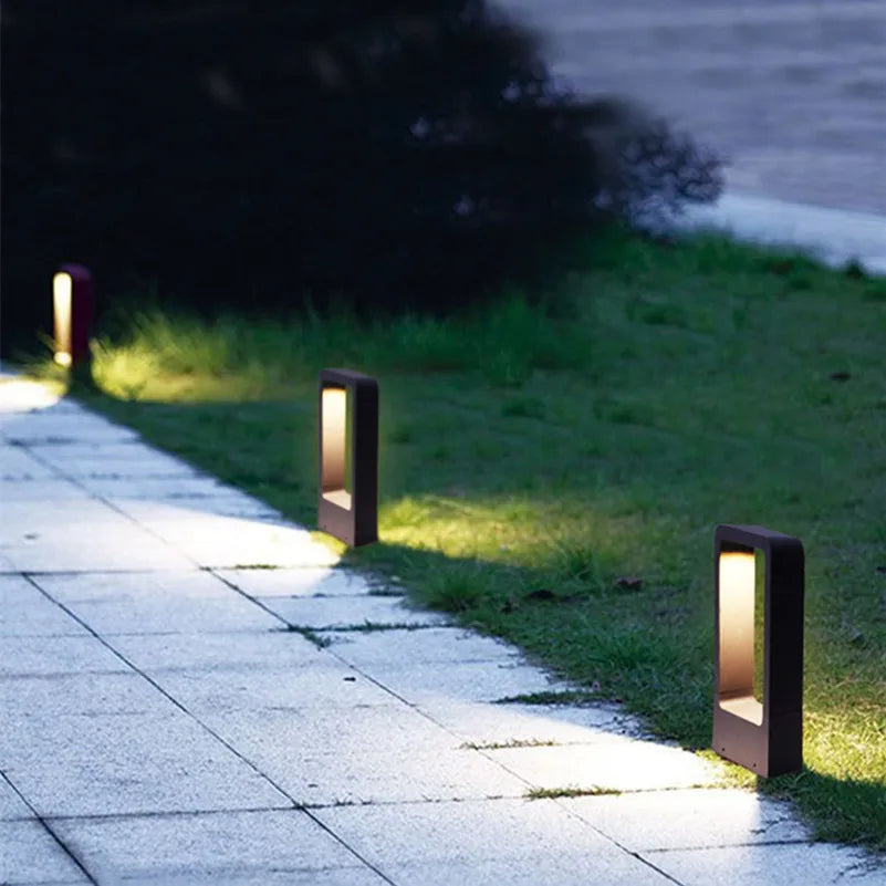 Skanto | Bakke Hage Lampe for Utendørs - GardenGlow