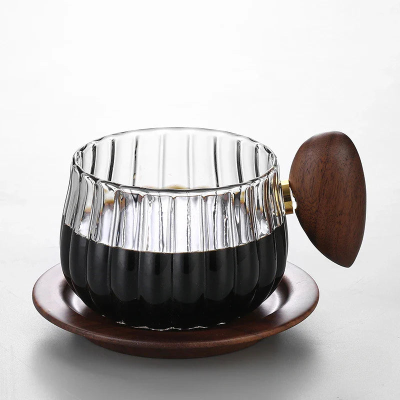 Varmebestandig høy borsilikatglass kaffe-kopp med trehåndtak | Skanto