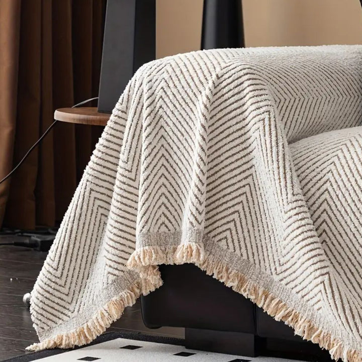Skanto | Sofa Cover Herringbone Pattern Protective Design