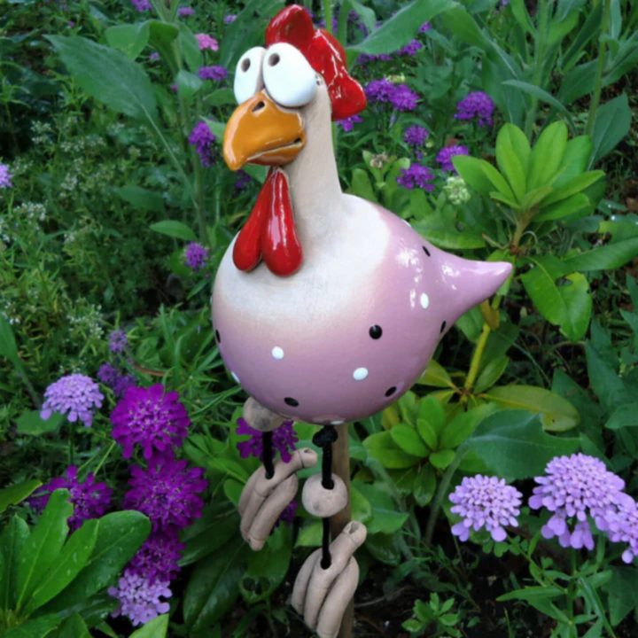 Happy Chicken – Lekent Hagedekorasjon for Utendørs Skanto