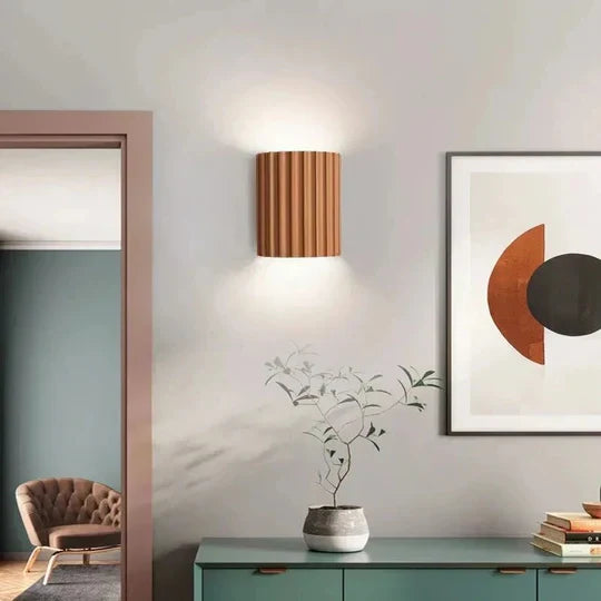 Skanto | Contemporary Resin Wall Lamps - GlowStone