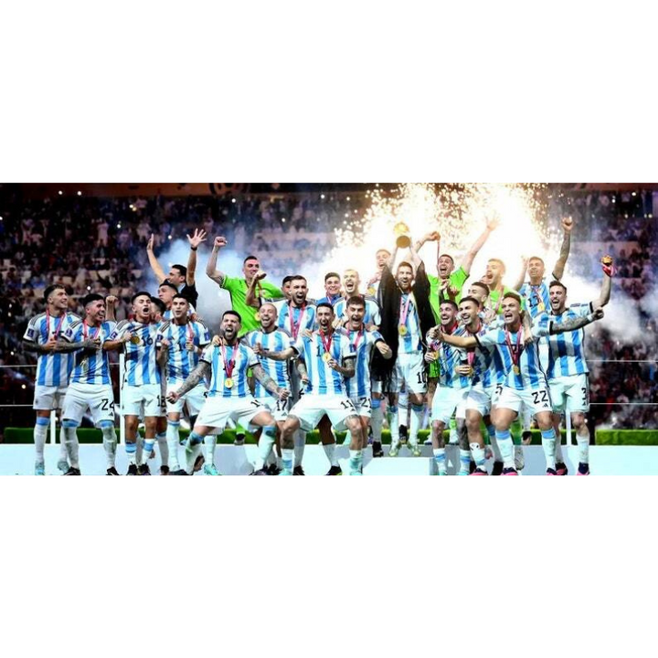 Argentinske landslag, Messi holder verdensmesterskaps feiring veggkunst | Skanto