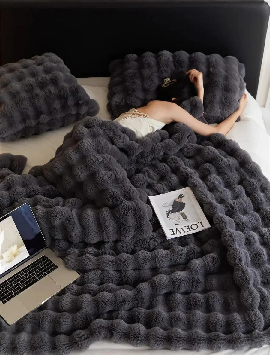 Skanto | Multi Season Blanket