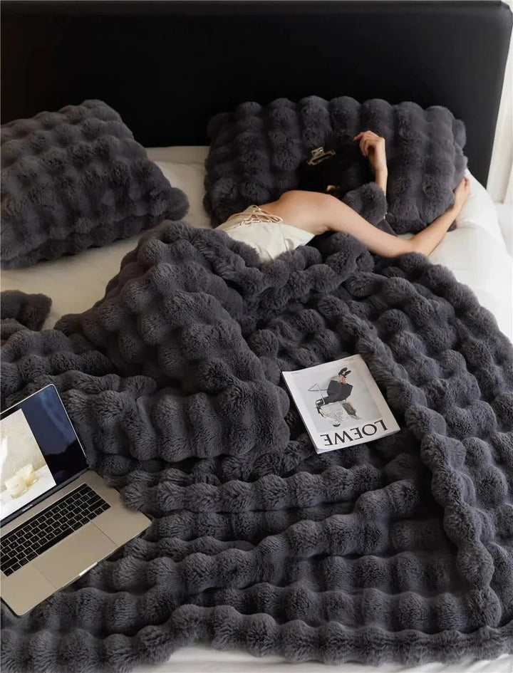 Skanto | Multi Season Blanket