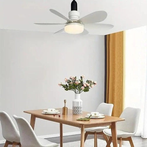 Skanto | Takvifte med LED, E27-sokkelmontering med fjernkontroll