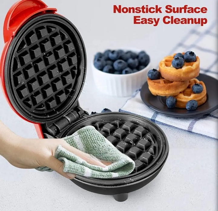 Skanto | Electric Nonstick Mini Waffle Maker