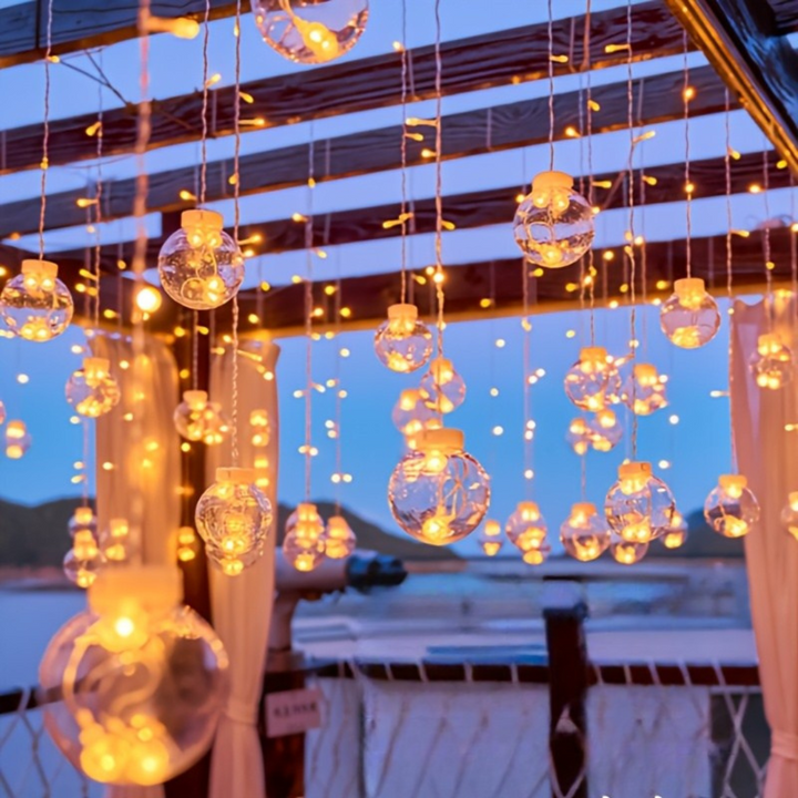 Skanto | Eventyrlige lys med hengende glasskuler
