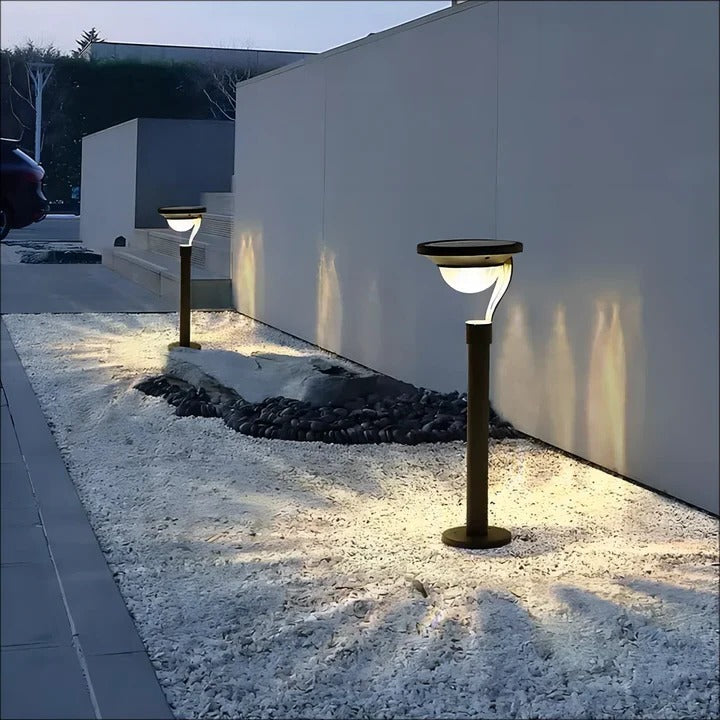 Skanto | Ultra-kraftig solcellelampe for utendørs bruk