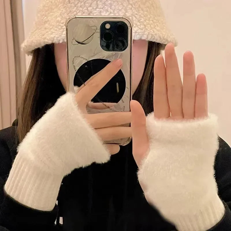 Skanto | Unisex Fleece Fingervotter – Varme, Myke og Fungerende