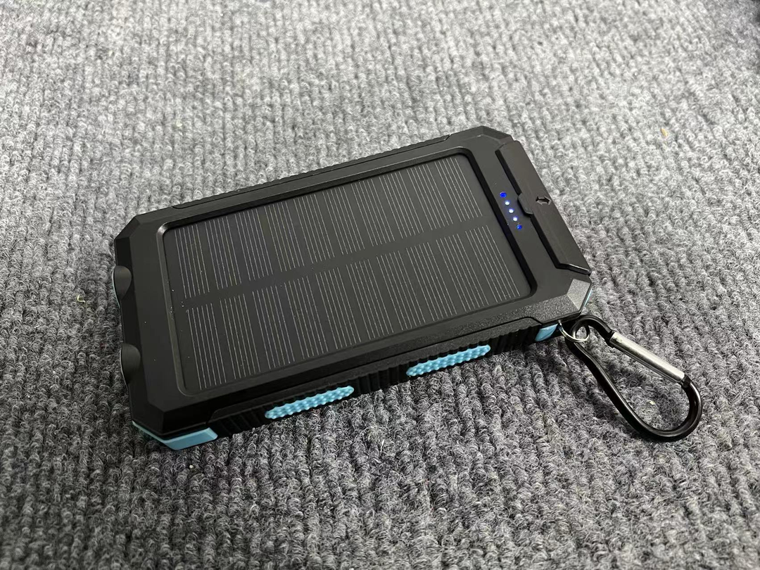 Skanto | Solenergi Power Bank Vanntett Dual USB Lader
