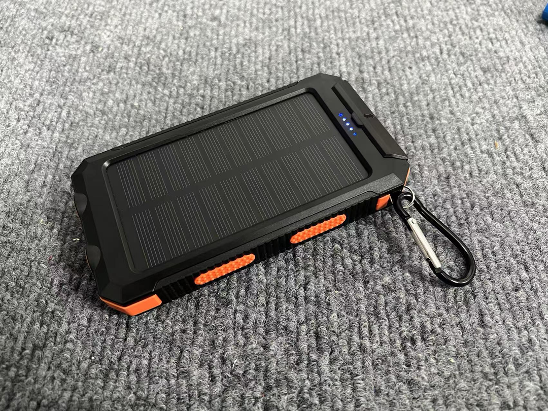 Skanto | Solenergi Power Bank Vanntett Dual USB Lader