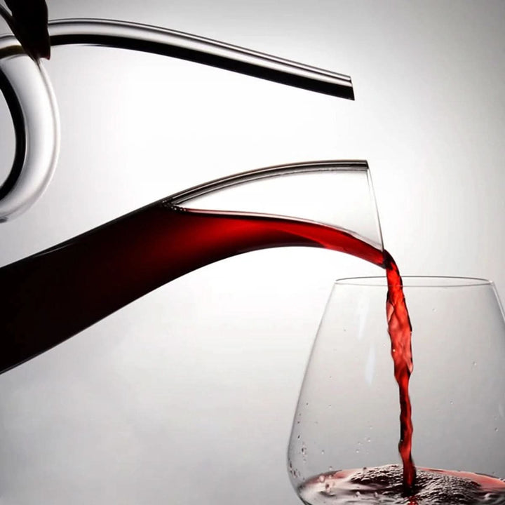 Skanto | Elegant Snurrende Vinluftingskaraffel for Aeration og Servering