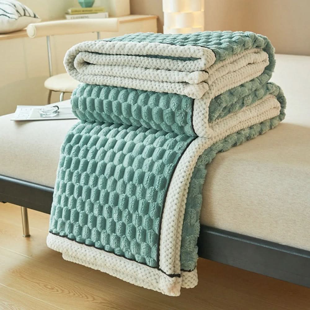 Skanto | DELLA - Cozy Cloud Blanket