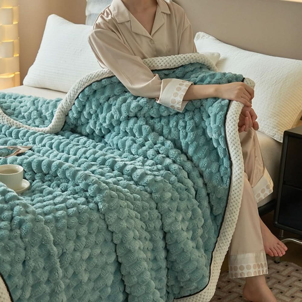 Skanto | DELLA - Cozy Cloud Blanket