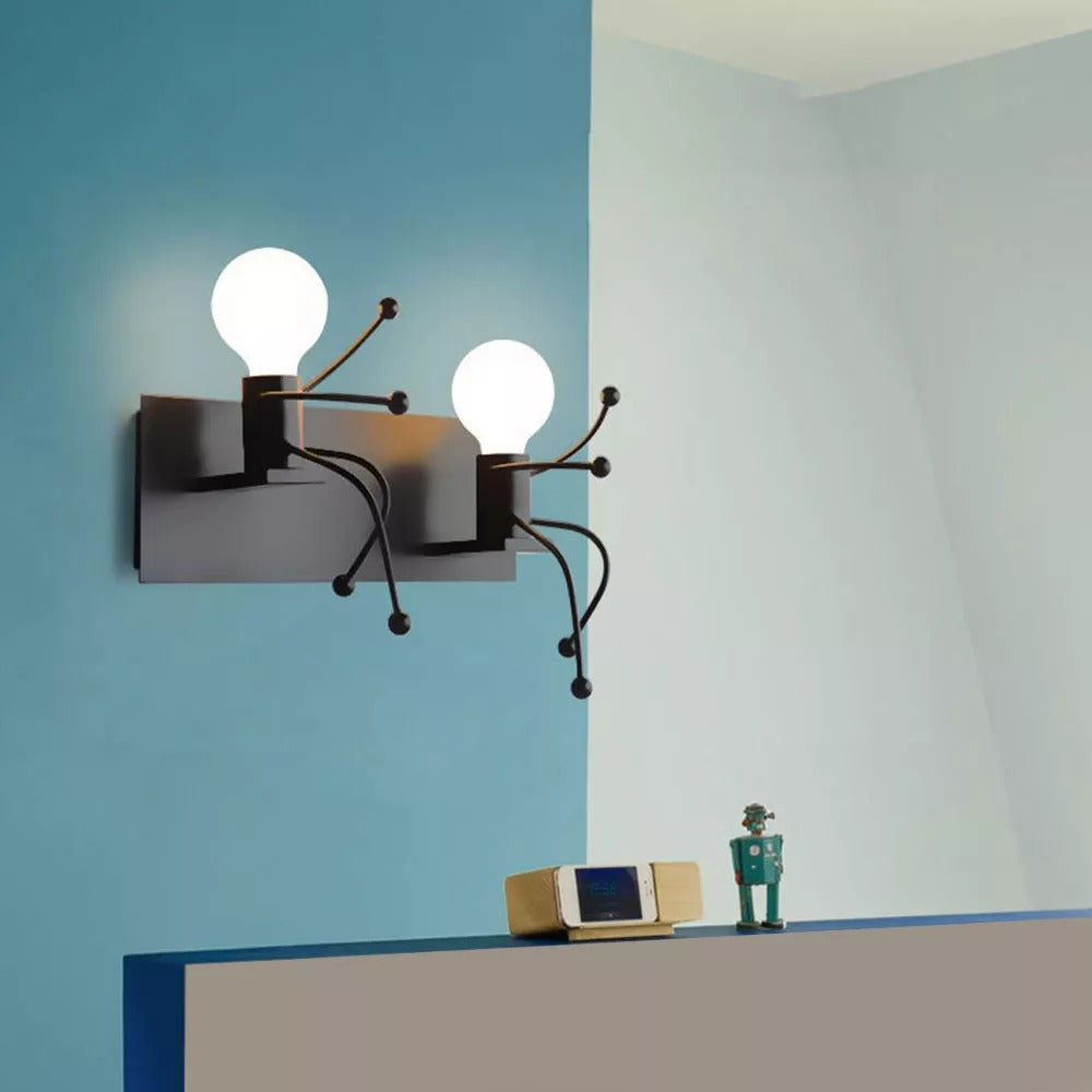 Mini Man Robot Kunst Vegglampe | Skanto