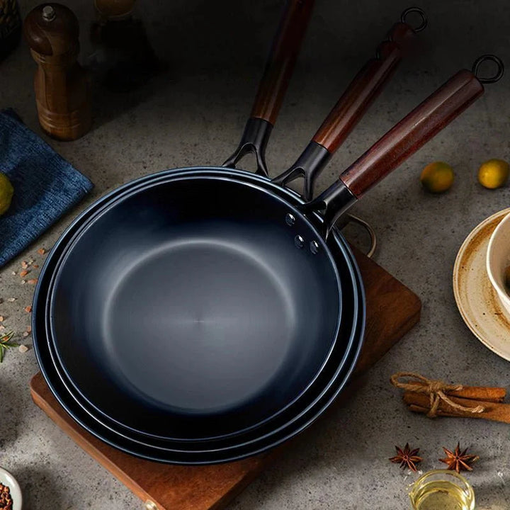 Skanto | ForgeVerra Premium Gussejern Stekepanne | Non-stick gussejern stekepanne for sunn, jevn matlaging