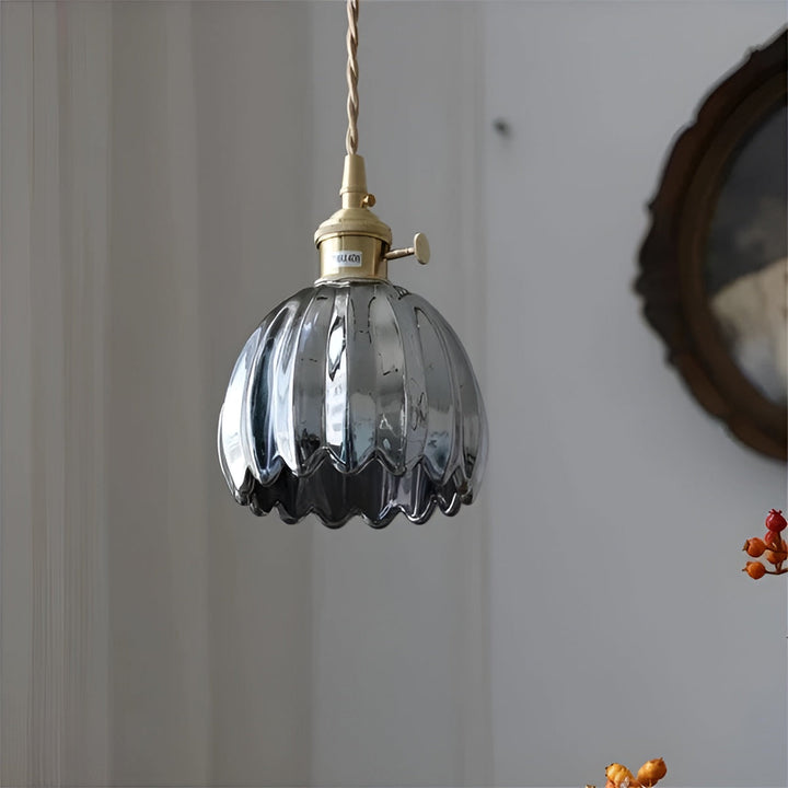 Pendellampe med blomsterglass, japansk design for koselige rom