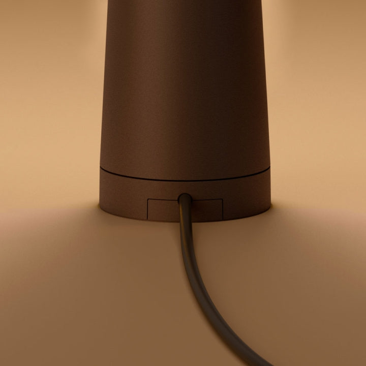 Skanto | Skulpturerende bordlampe