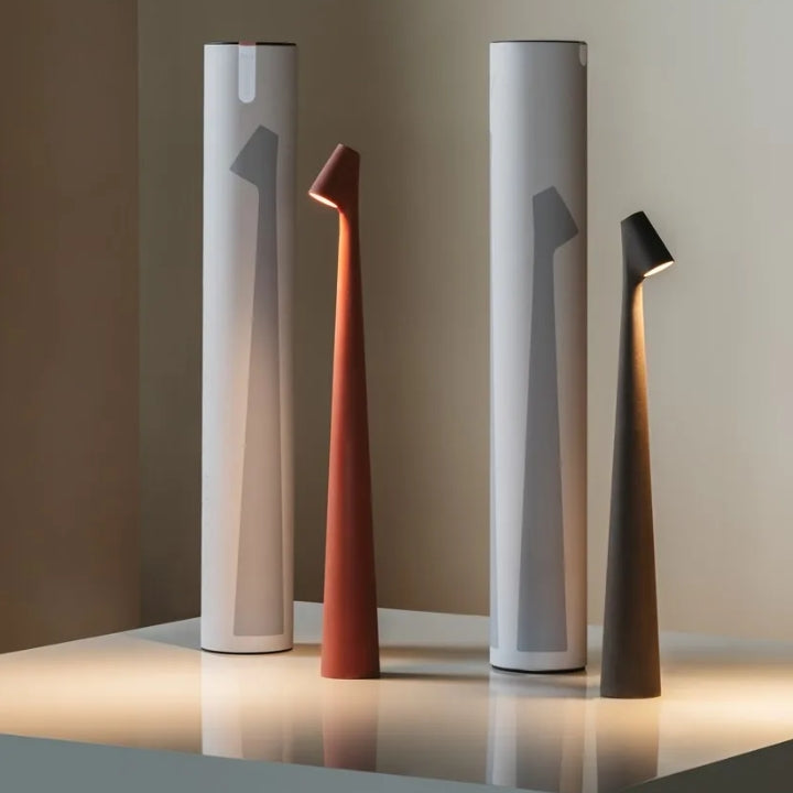 Skanto | Skulpturerende bordlampe