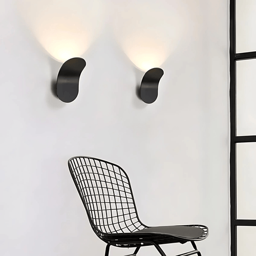 Skanto | Moderne Buet Vegglampe med LED Lys