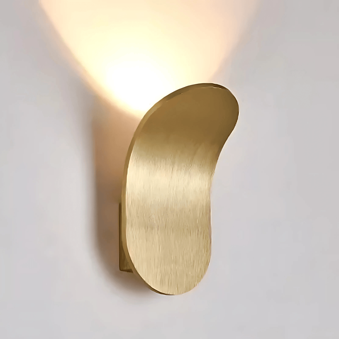 Skanto | Moderne Buet Vegglampe med LED Lys