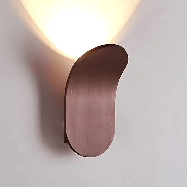 Skanto | Moderne Buet Vegglampe med LED Lys