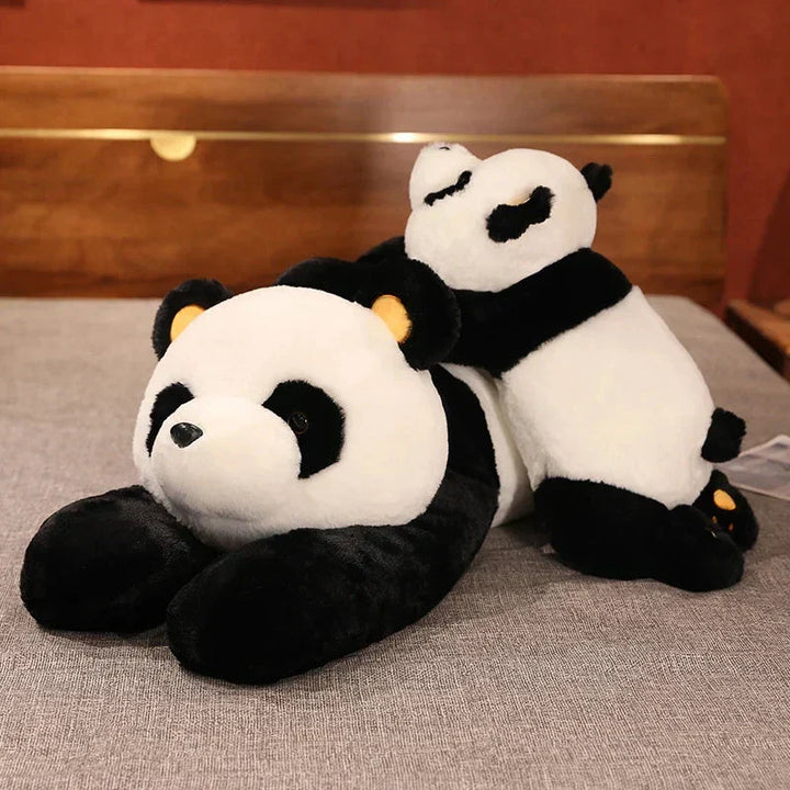 Skanto | Knappene Kjempe Panda Plushie