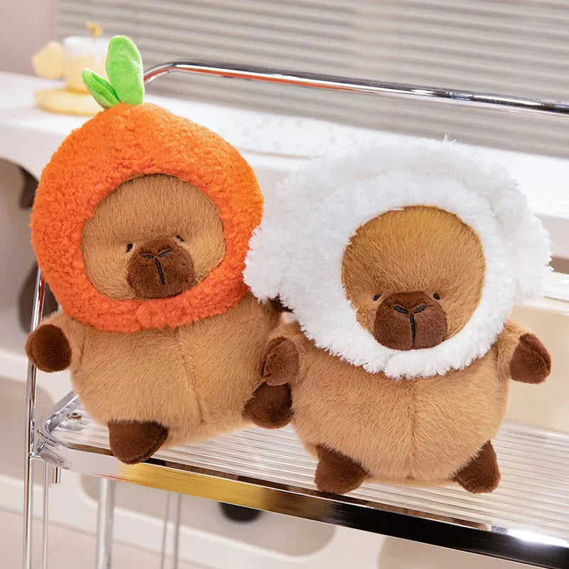 Skanto | Bamsen Chubby Capybara med Hatt