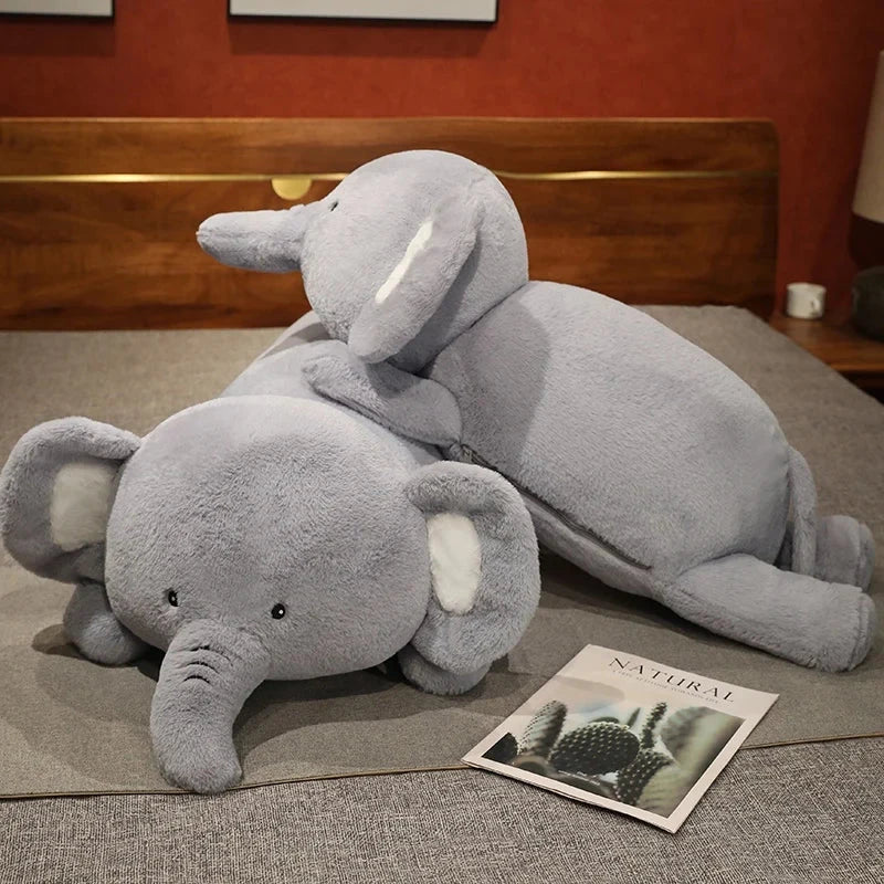 Skanto | Fluffy Laying Elephant Family
