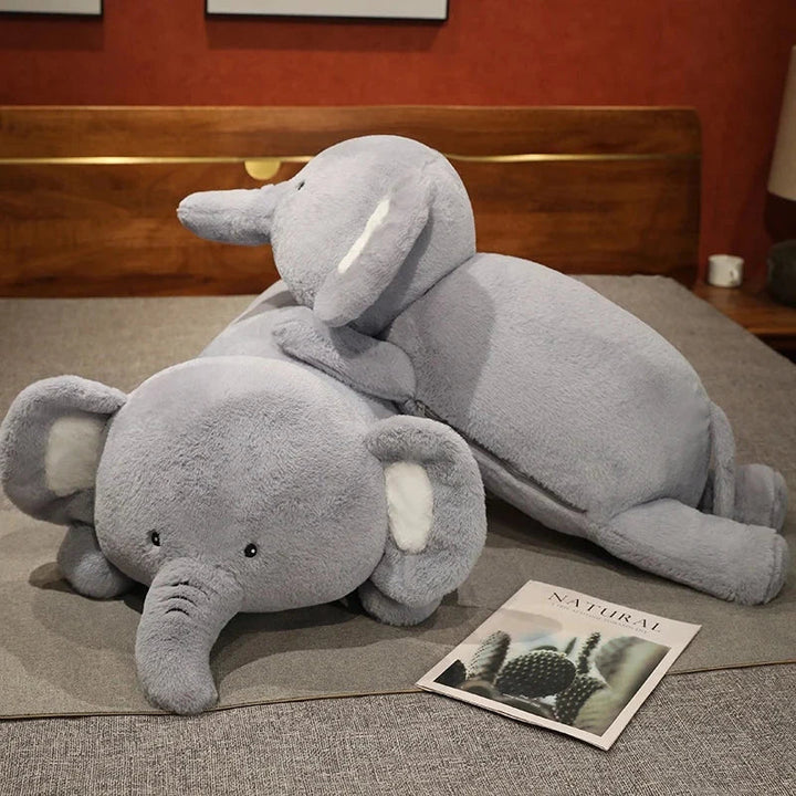 Skanto | Fluffy Laying Elephant Family