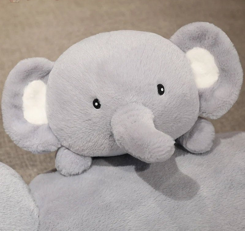Skanto | Fluffy Laying Elephant Family