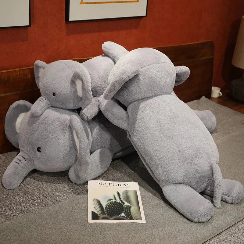 Skanto | Fluffy Laying Elephant Family