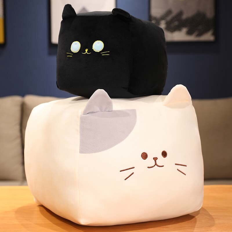 Skanto | Kawaii Svart Hvit Kube Katt Plysjdyrene