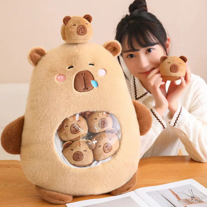 Skanto | Kawaii Capybara Godteri Bag Plushie
