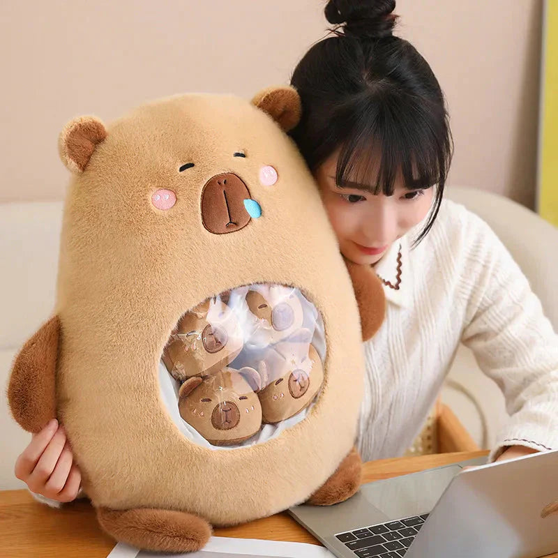 Skanto | Kawaii Capybara Godteri Bag Plushie